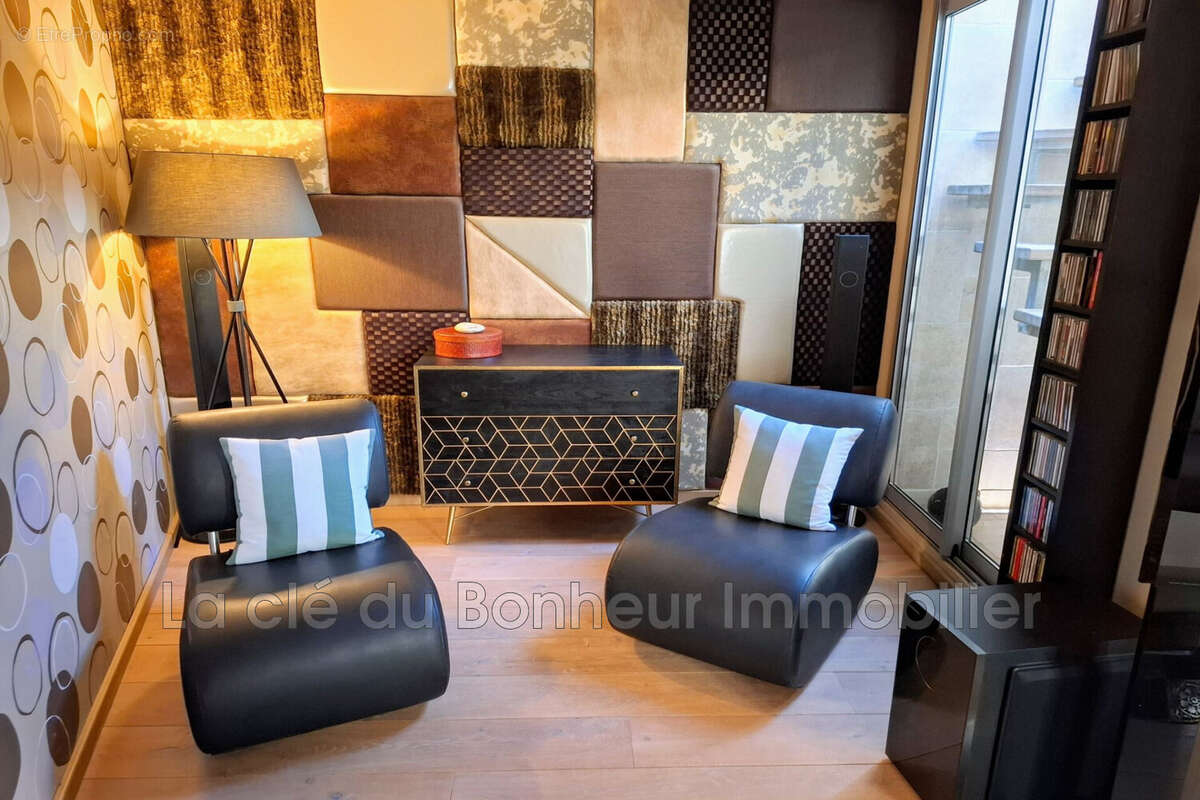 Maison à SAINTE-CROIX-DU-VERDON