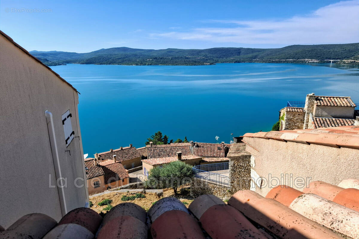 Maison à SAINTE-CROIX-DU-VERDON