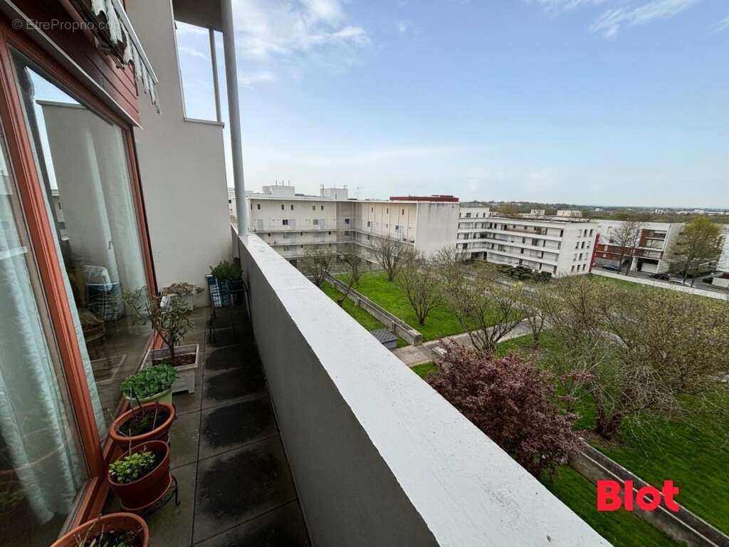 Appartement à SAINT-JACQUES-DE-LA-LANDE