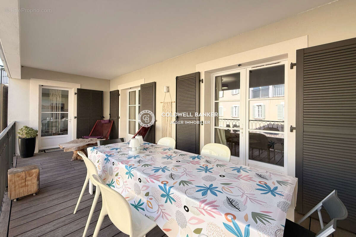 Appartement à SAINT-TROPEZ