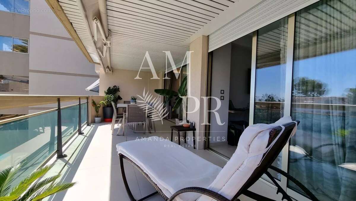 Appartement à CANNES