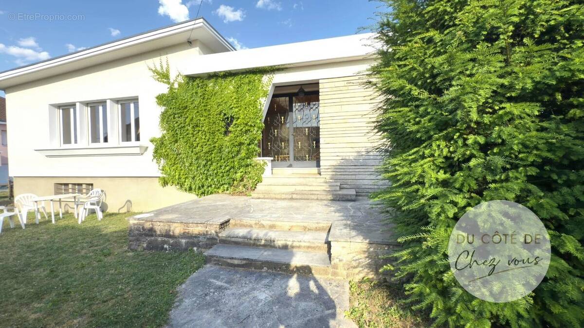 Maison à SAINT-ANDRE-LES-VERGERS