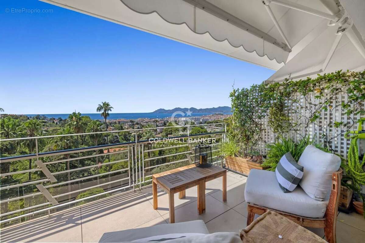 Appartement à CANNES