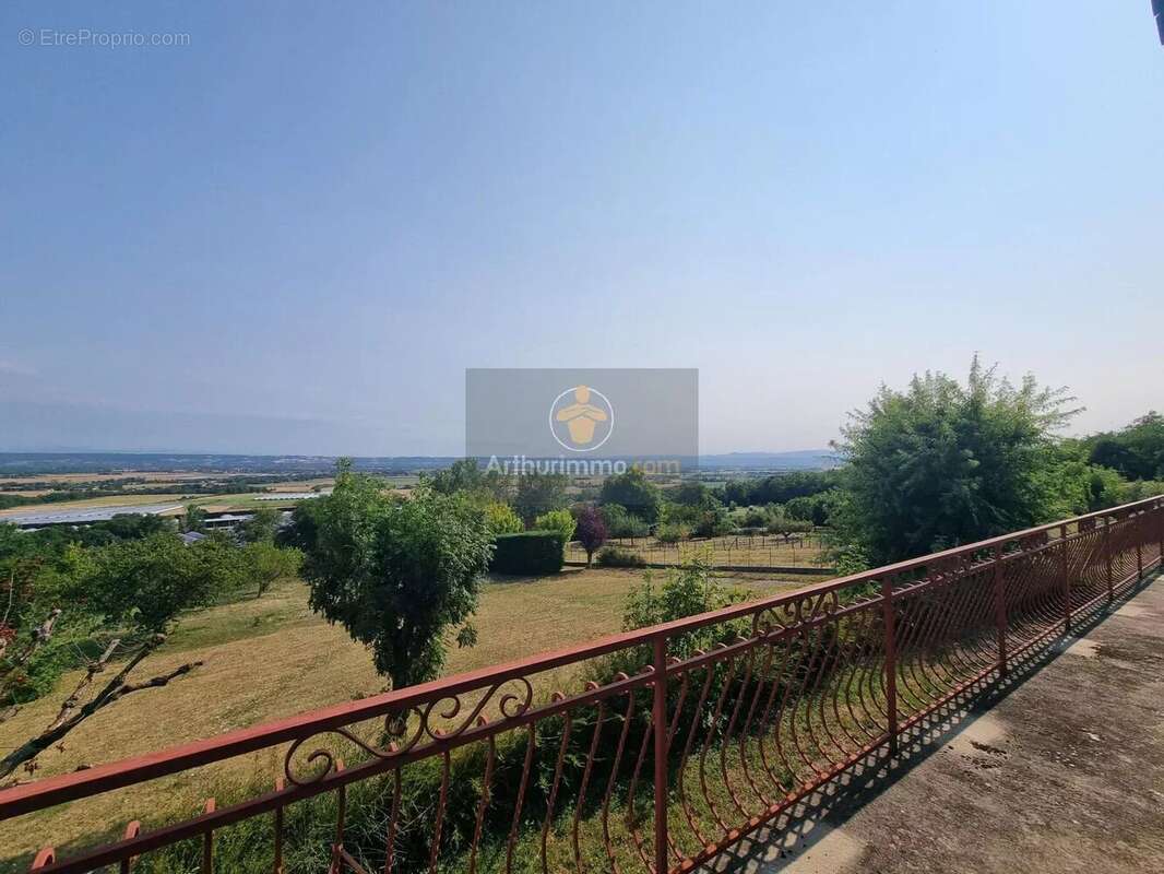 Maison à BELLEGARDE-POUSSIEU