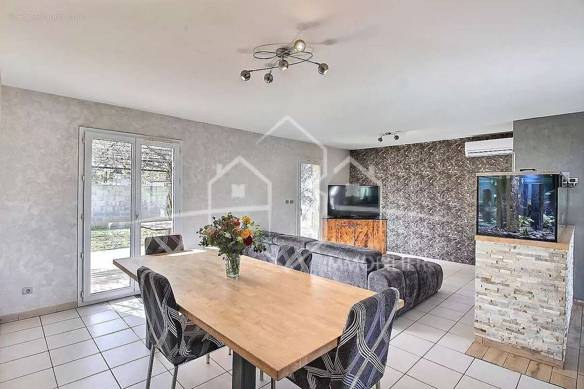 Maison à SAINT-RAMBERT-D&#039;ALBON