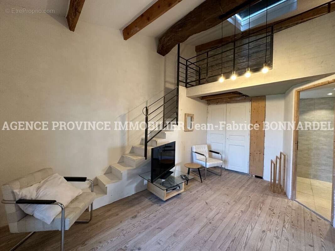 Maison à CHANTEMERLE-LES-GRIGNAN