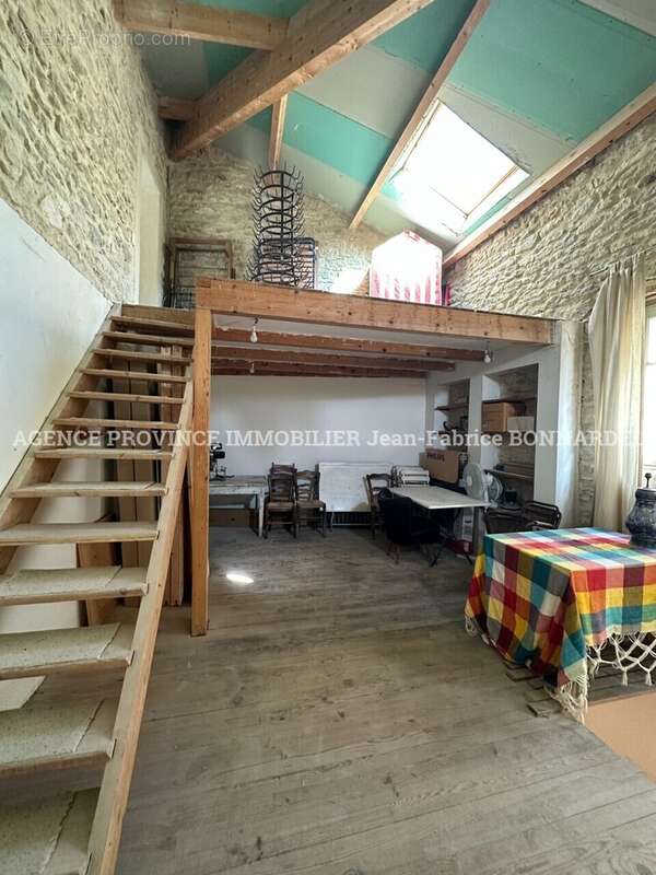 Maison à CHANTEMERLE-LES-GRIGNAN