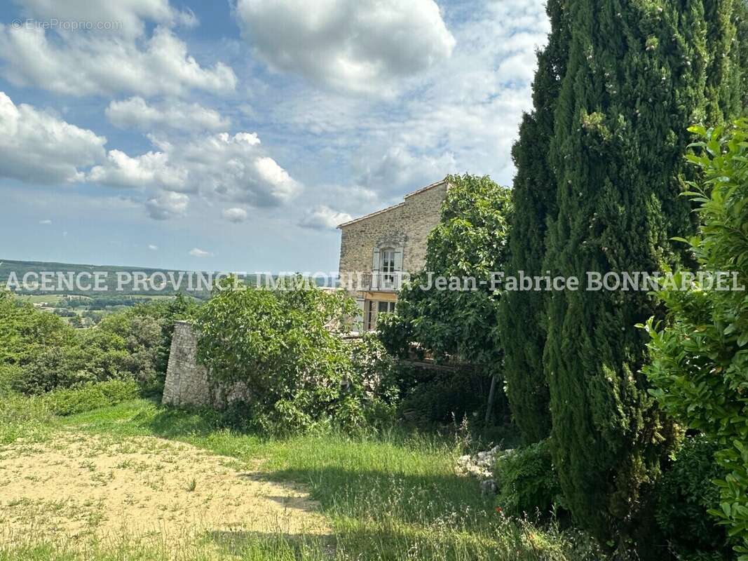 Maison à CHANTEMERLE-LES-GRIGNAN