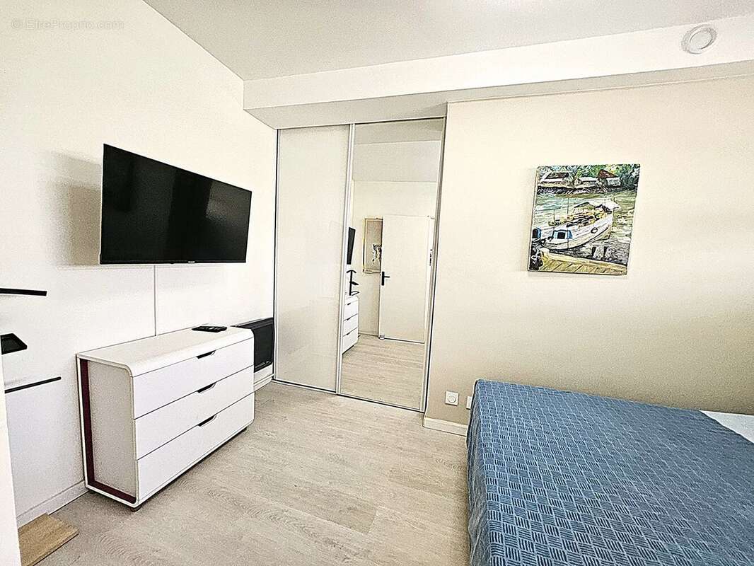 Appartement à VILLENEUVE-LOUBET