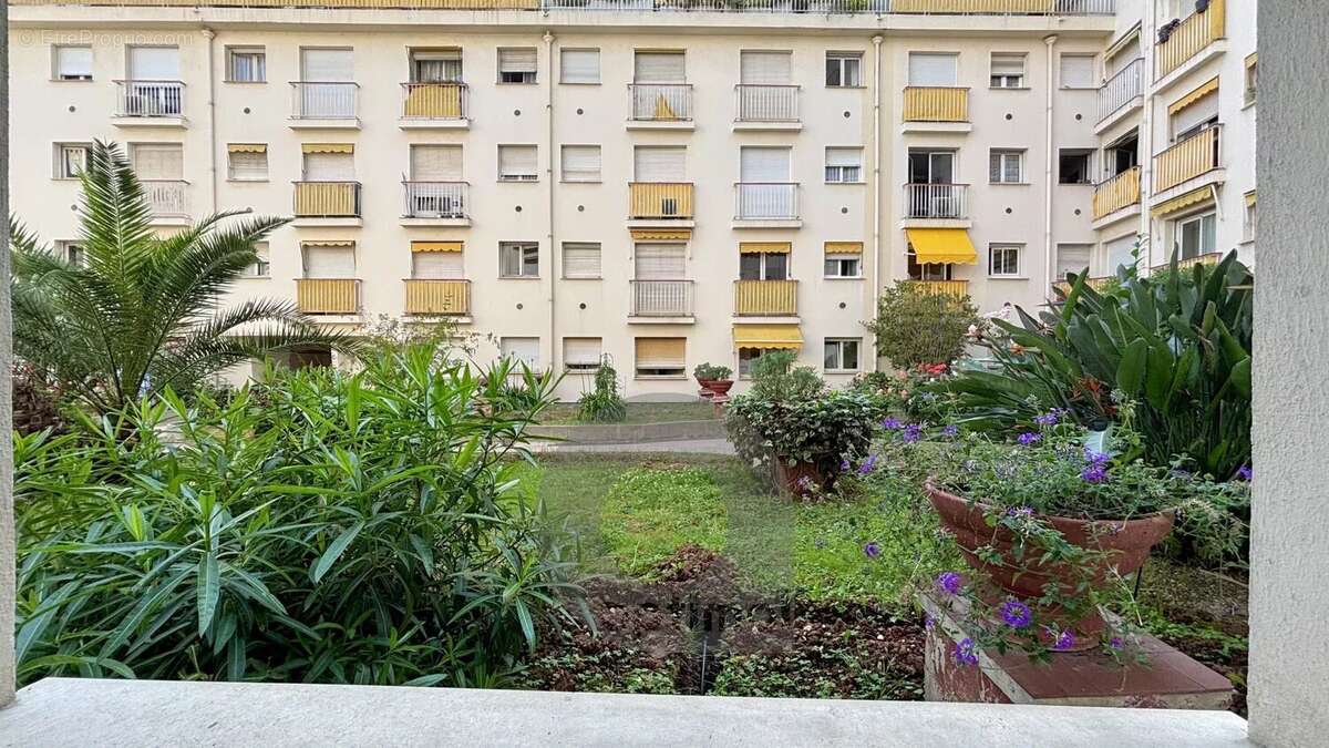 Appartement à MENTON