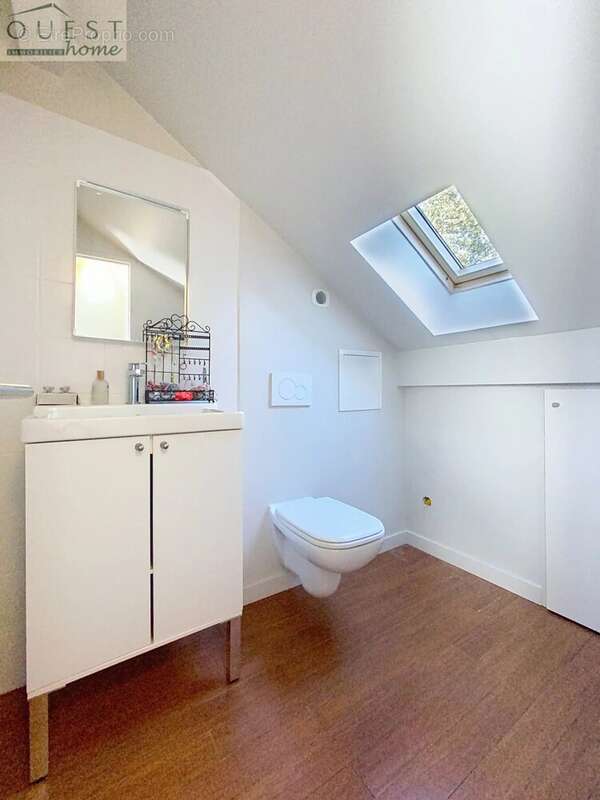 Maison à CHARBONNIERES-LES-BAINS