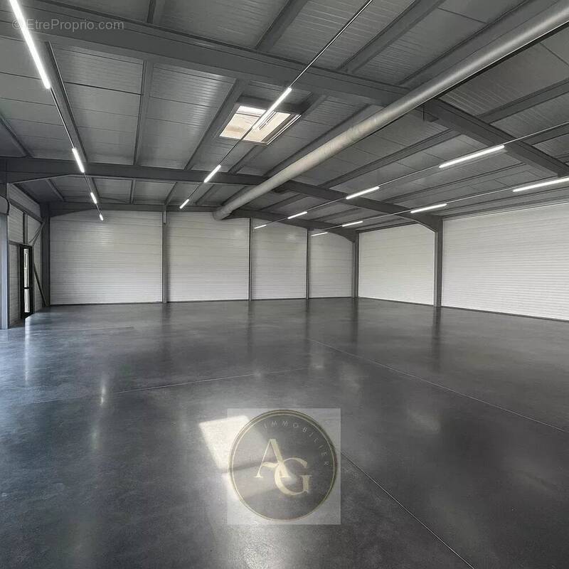 Commerce à CASTELNAUDARY