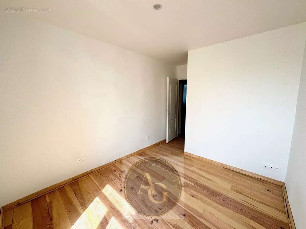 Appartement à MIREVAL-LAURAGAIS