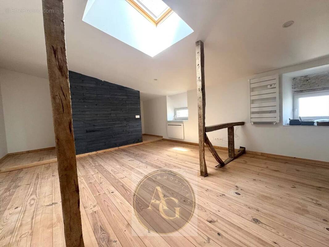 Appartement à MIREVAL-LAURAGAIS