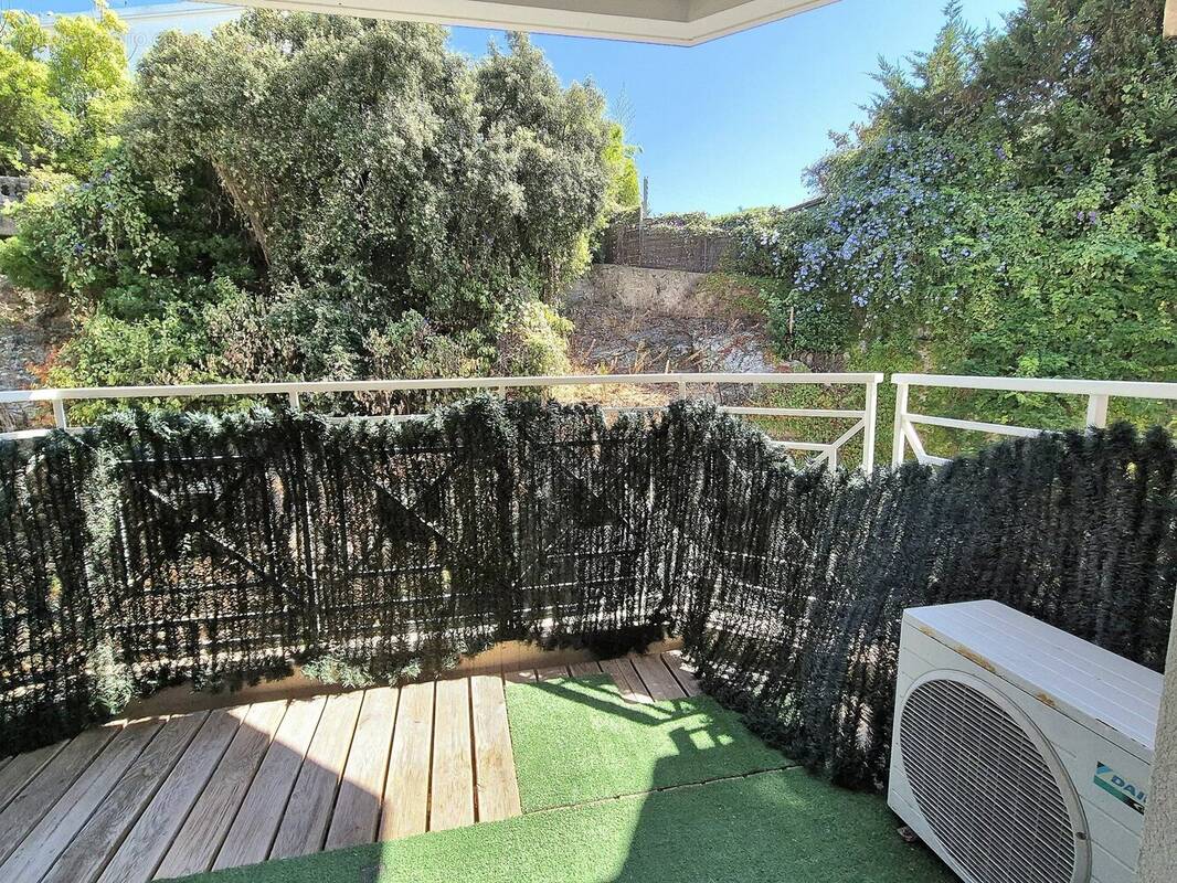 Appartement à LE CANNET