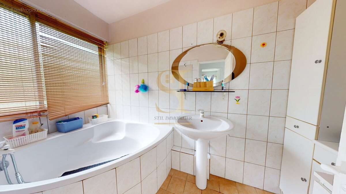 Appartement à BOUSSY-SAINT-ANTOINE