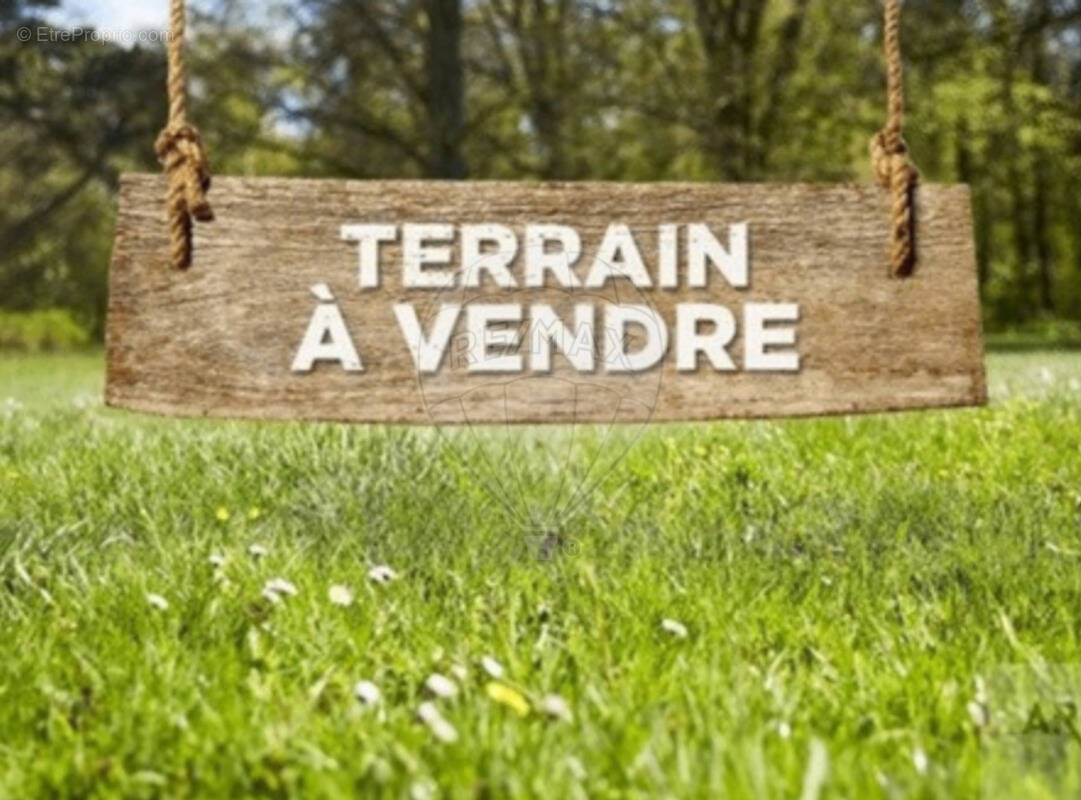 Terrain à LA TREMBLADE
