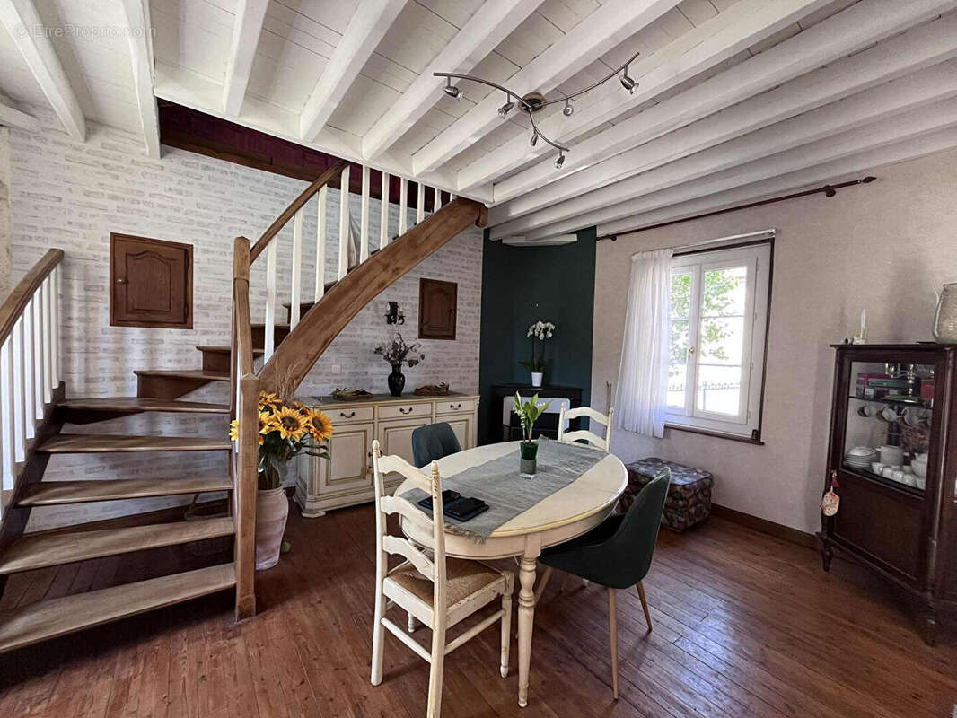 Maison à VILLERS-COTTERETS