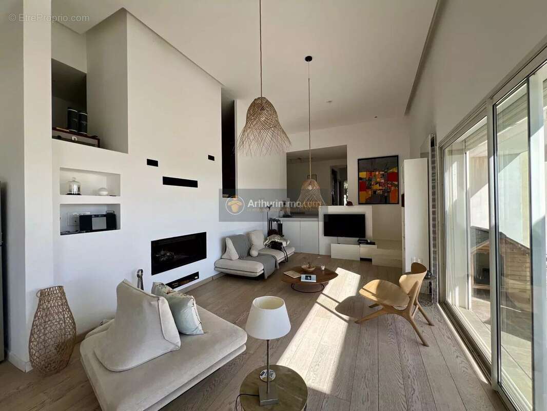 Maison à SAN-MARTINO-DI-LOTA