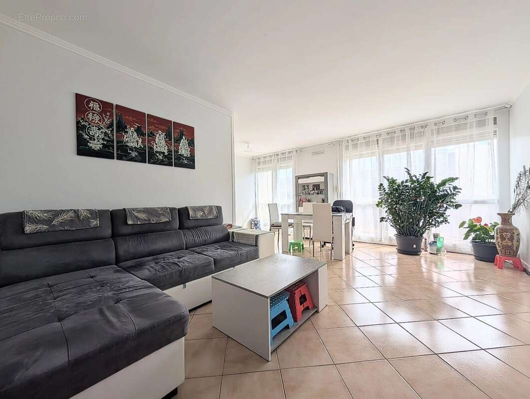 Appartement à PLAISIR