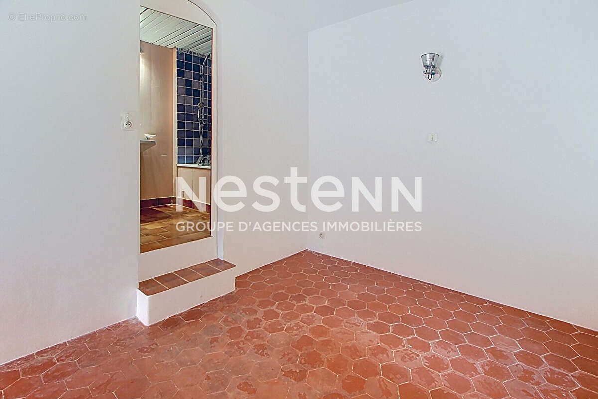 Appartement à SALERNES