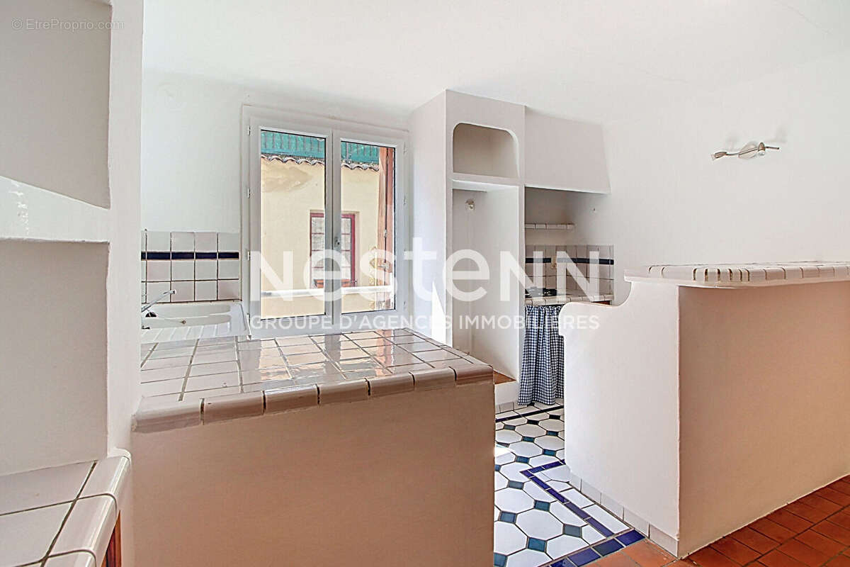 Appartement à SALERNES