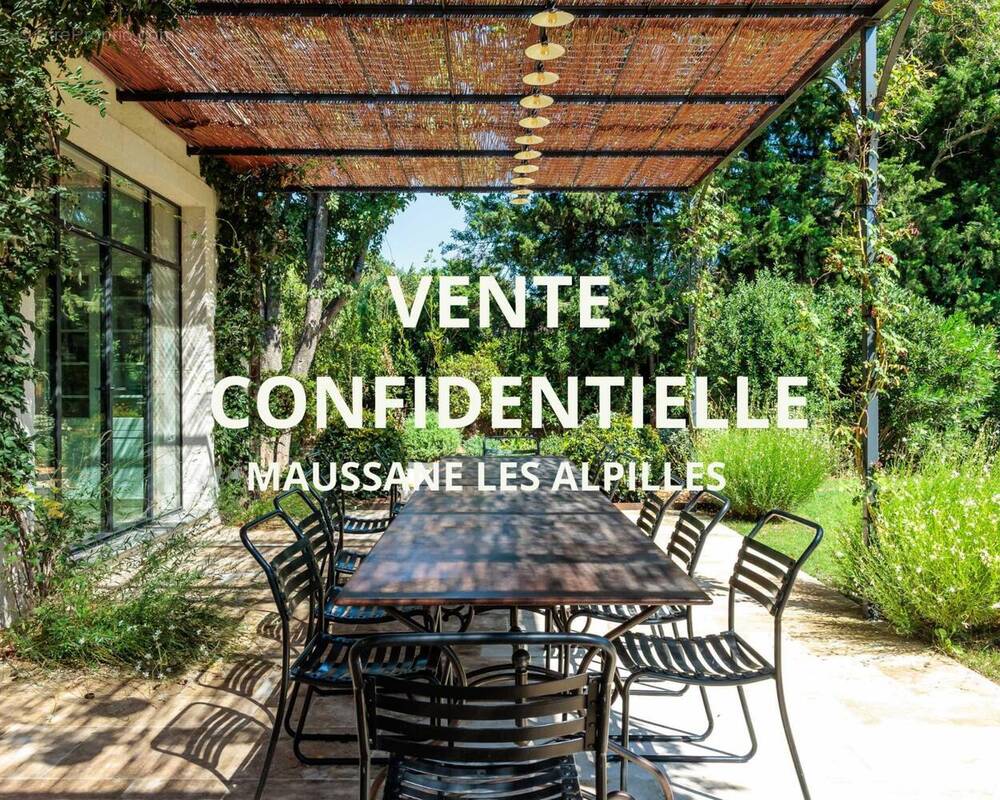 Maison à MAUSSANE-LES-ALPILLES