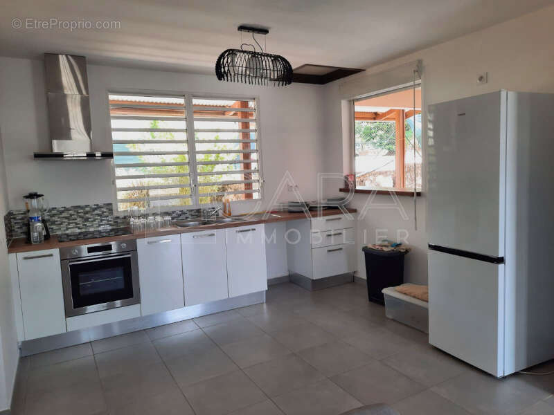 PHOTO-2025-08-13-12-07-01 1_lzn - Maison à REMIRE-MONTJOLY