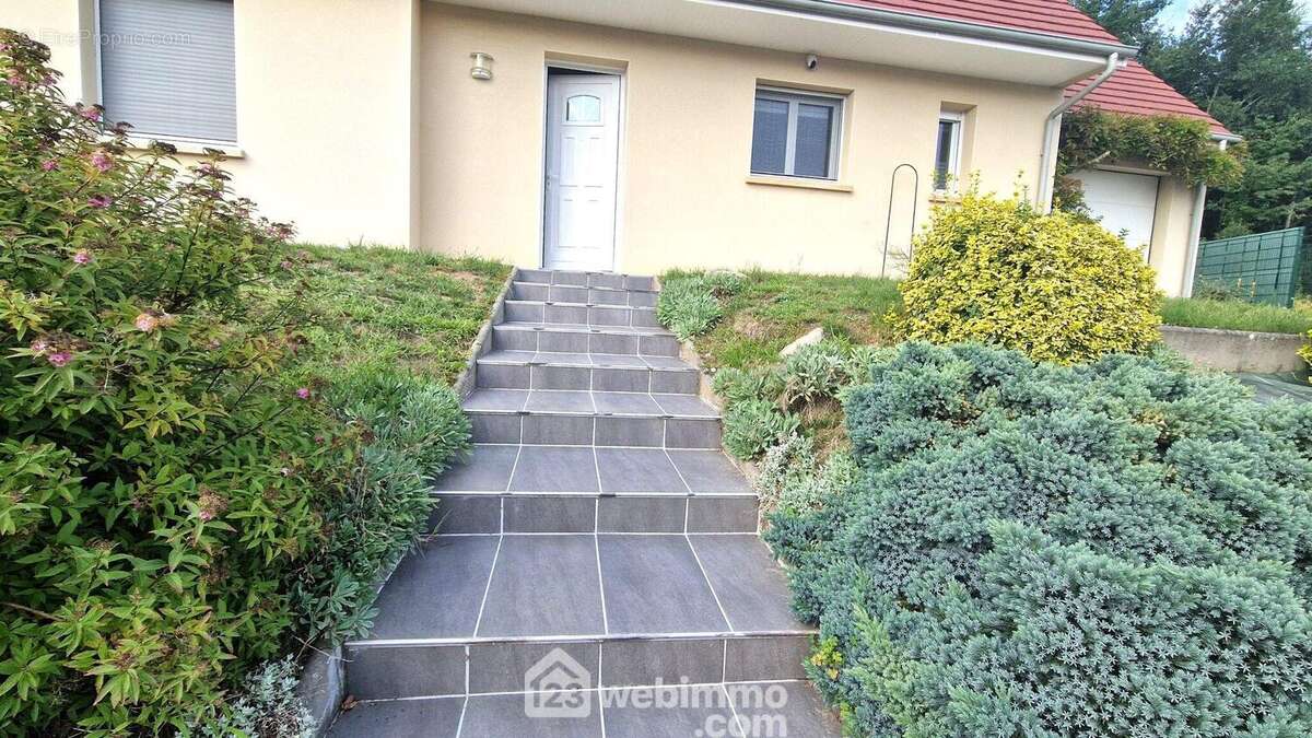 Allons découvrir l&#039;intérieur... - Maison à MONS-EN-LAONNOIS