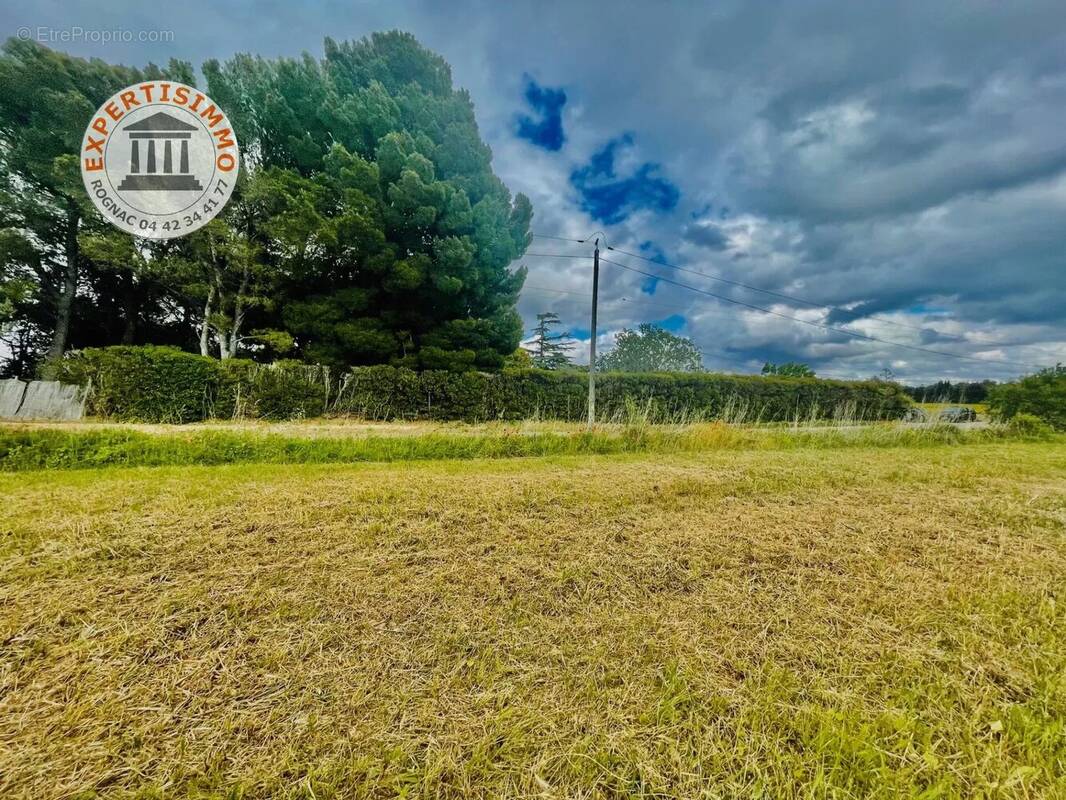Terrain à BERRE-L&#039;ETANG