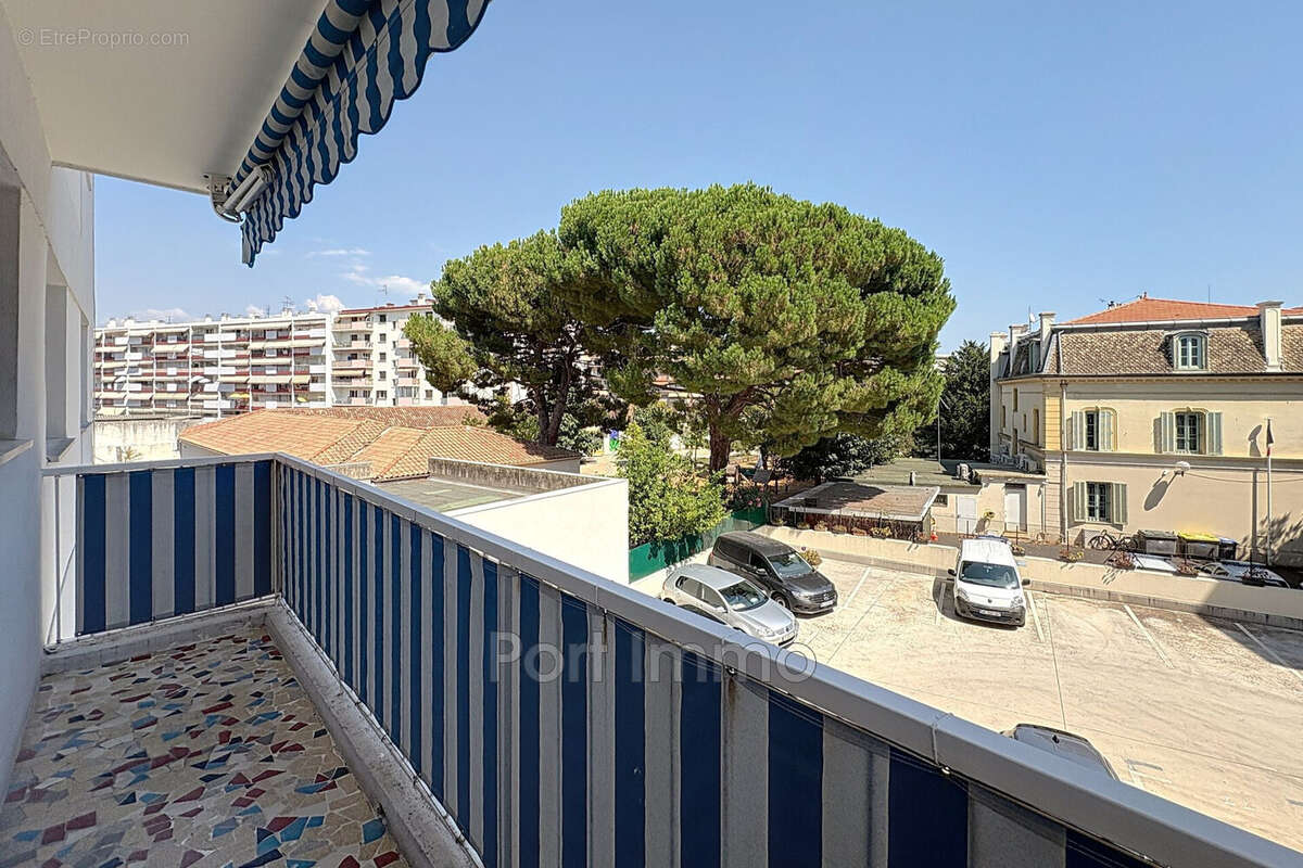 Appartement à CAGNES-SUR-MER