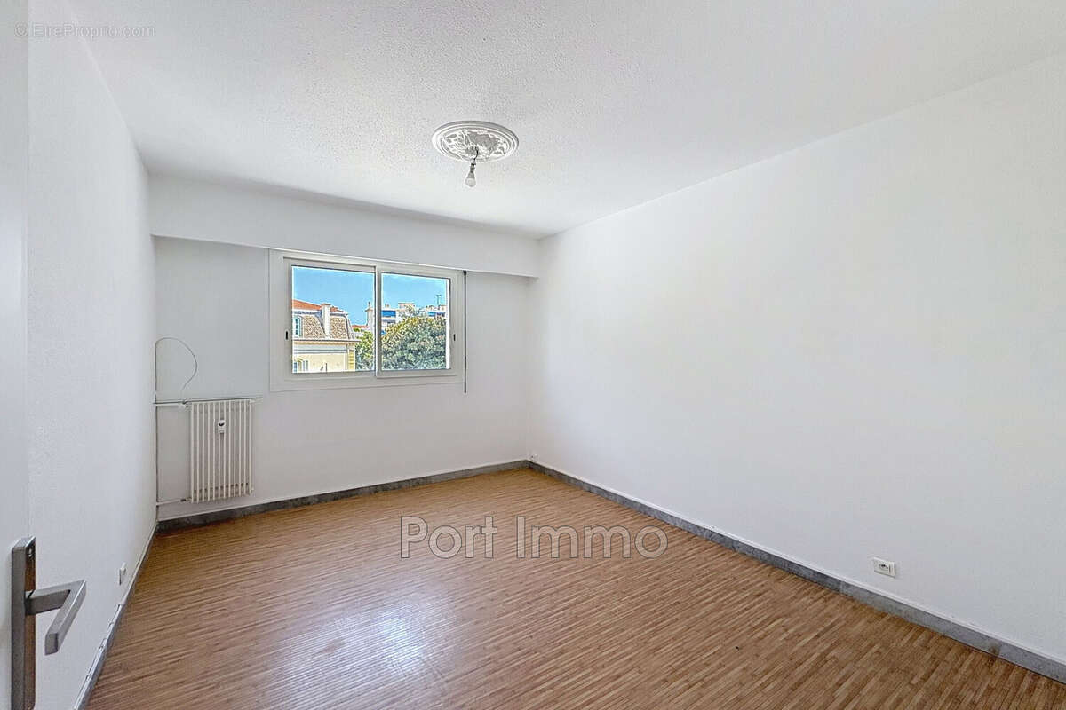 Appartement à CAGNES-SUR-MER
