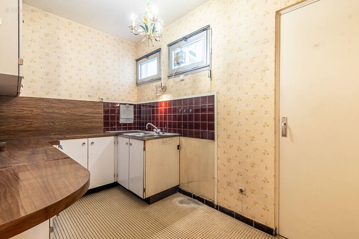 Appartement à PARIS-18E