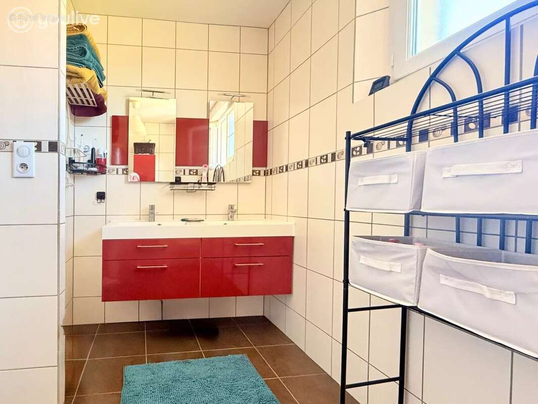 Maison à CANY-BARVILLE