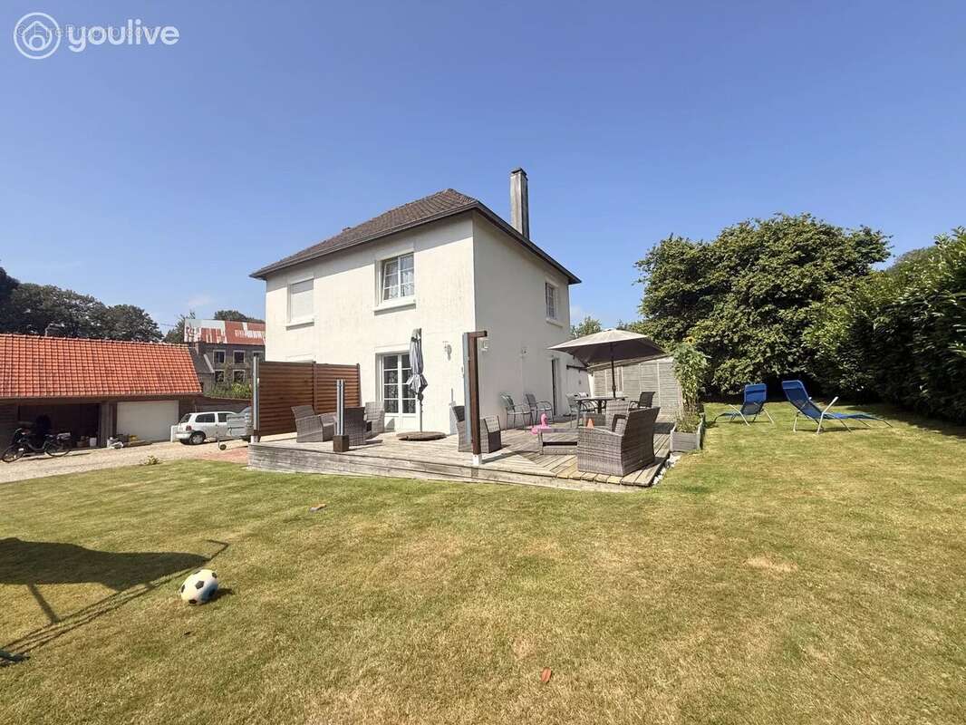 Maison à CANY-BARVILLE