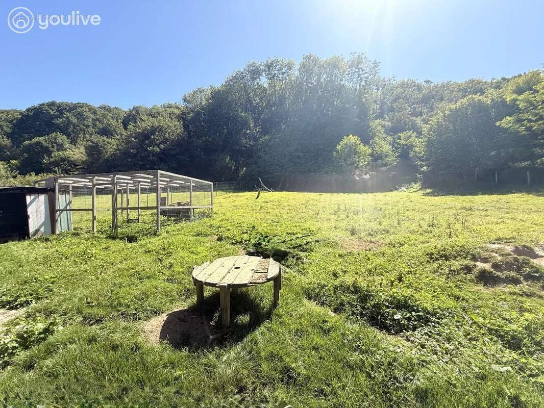Maison à CANY-BARVILLE