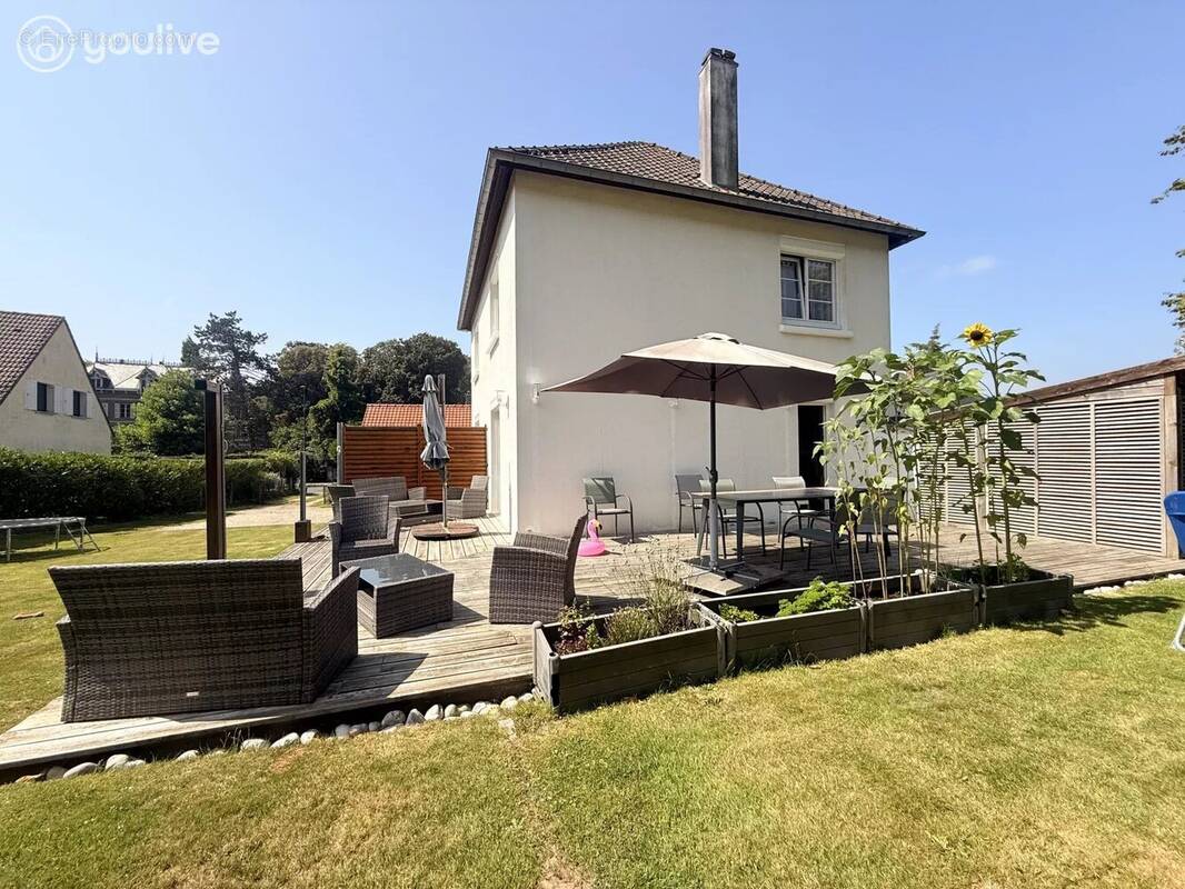 Maison à CANY-BARVILLE