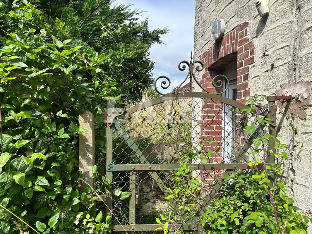 Maison à SAINT-CHRISTOPHE-LE-JAJOLET