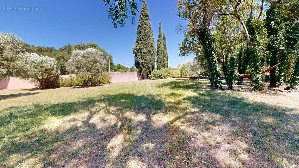 Maison à LADERN-SUR-LAUQUET