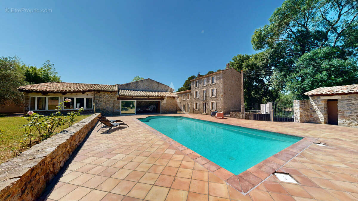 Maison à LADERN-SUR-LAUQUET