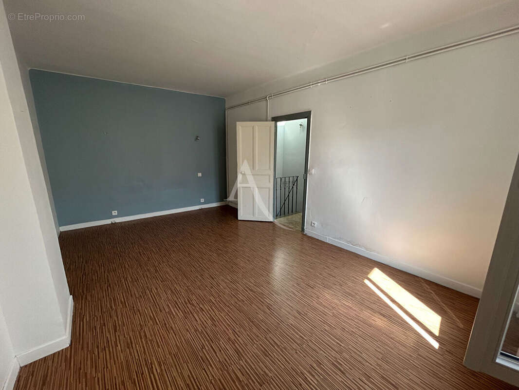 Appartement à CARCASSONNE