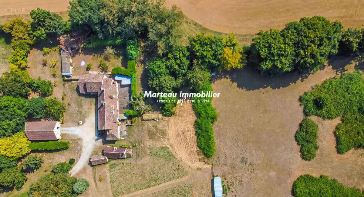 Maison à BRIOSNE-LES-SABLES