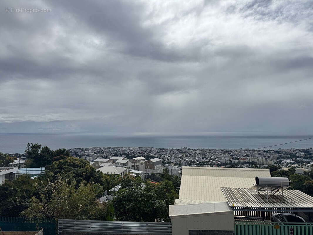 Appartement à SAINT-DENIS
