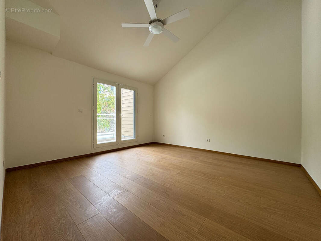 Appartement à SAINT-DENIS