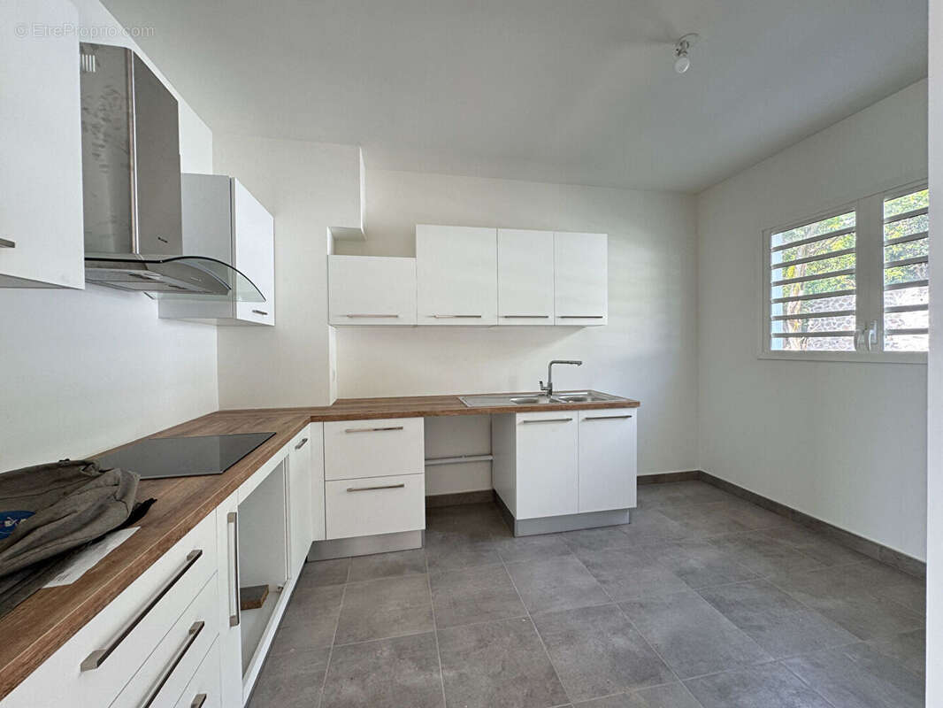 Appartement à SAINT-DENIS