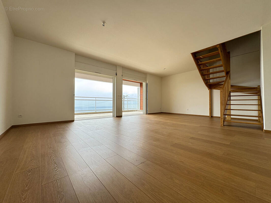 Appartement à SAINT-DENIS