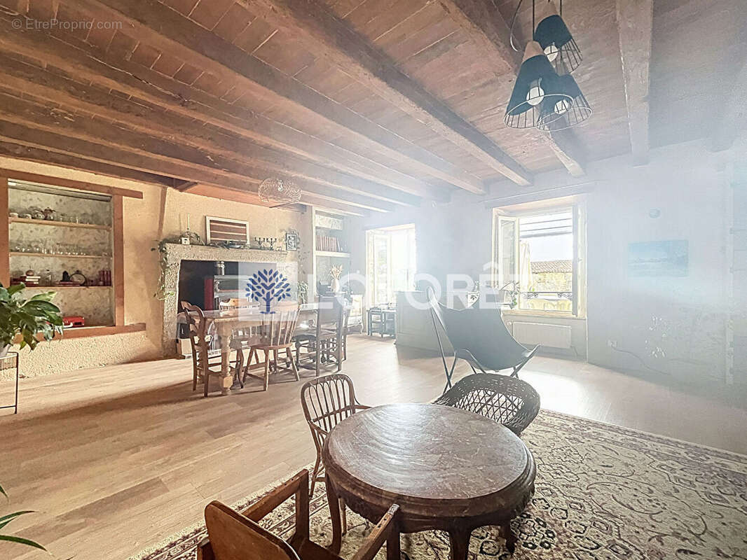 Maison à SAINT-PARDOUX