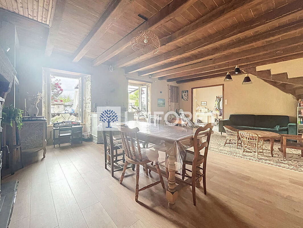 Maison à SAINT-PARDOUX