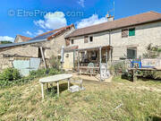 Maison à FRAIGNOT-ET-VESVROTTE