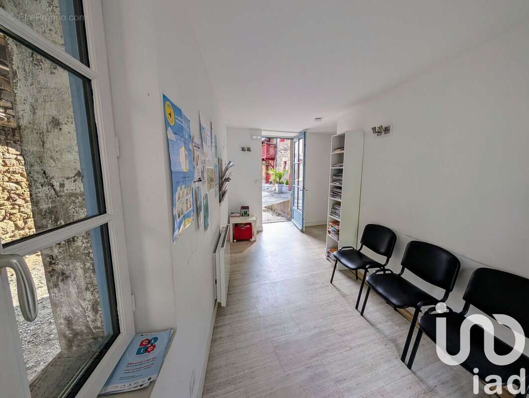 Photo 2 - Maison à COMBOURG